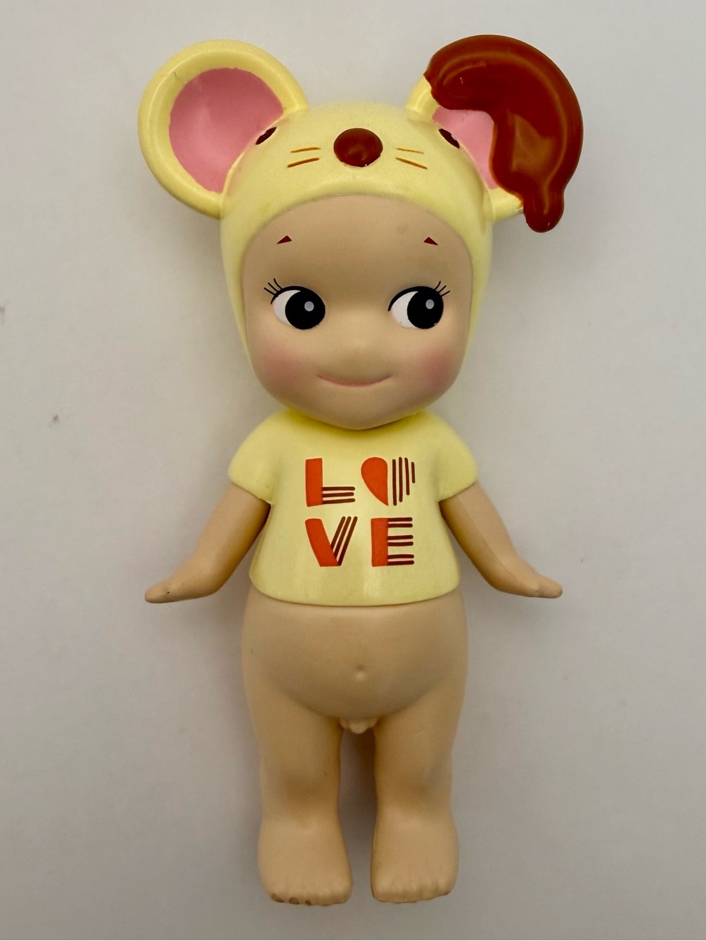 Sonny Angel Valentine’s Day 2019 Series - Chocolate Mouse. 100% Authentic. - Picture 3 of 5